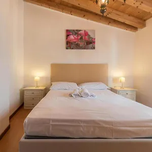  Apartment Il Borgo Con Parcheggio Italy