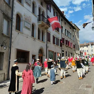 https://suite-pasqualigo-feltre-tra-venezia-e-le-dolomiti.hotelinveneto.com